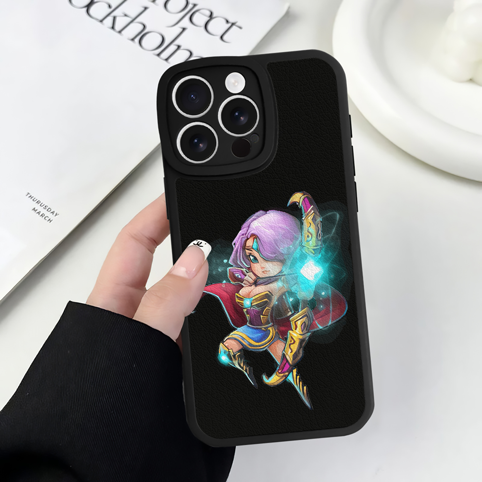リーグ・オブ・レジェンド League of Legends LOL 【iPhone 16シリーズ対応】シリコンスマホケース（レザー調） 材質：シリコン